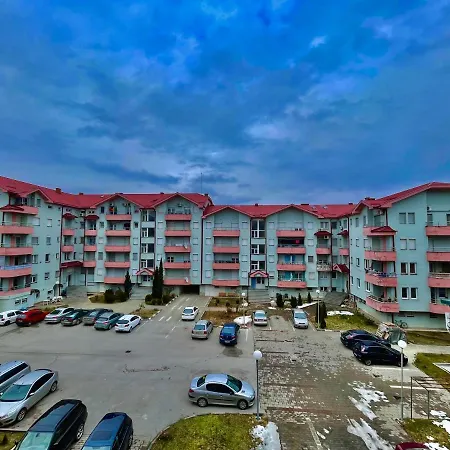 Front Exclusive Struga