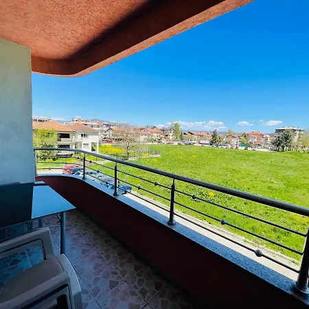 Front Exclusive Apartment Struga