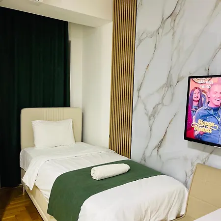Front Exclusive Apartment *