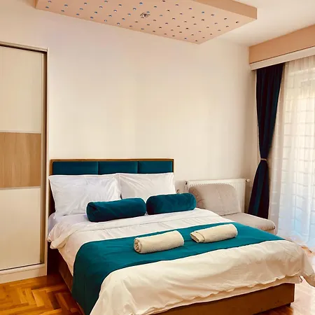 Front Exclusive Apartment Struga